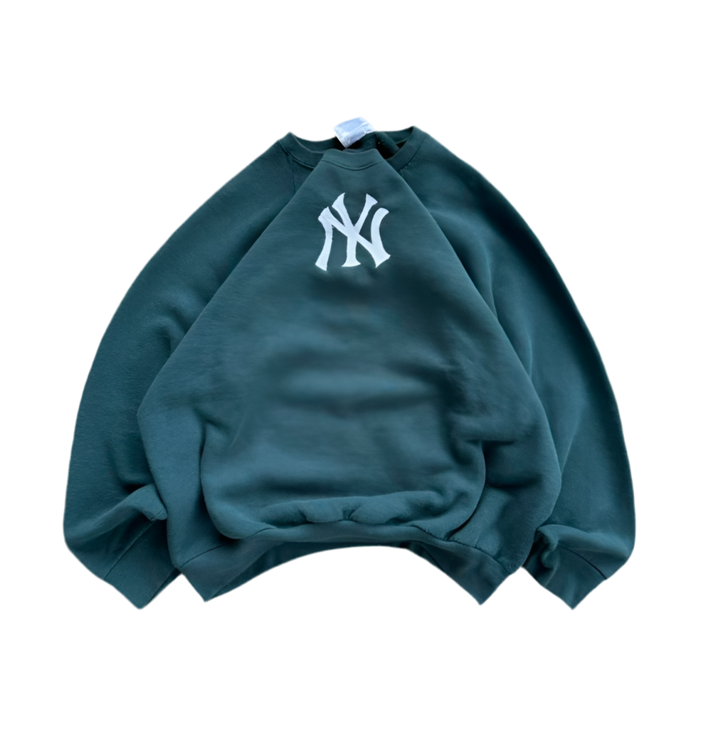 (M) VINTAGE 90s CREWNECK - CUSTOM NY EMBROIDERY