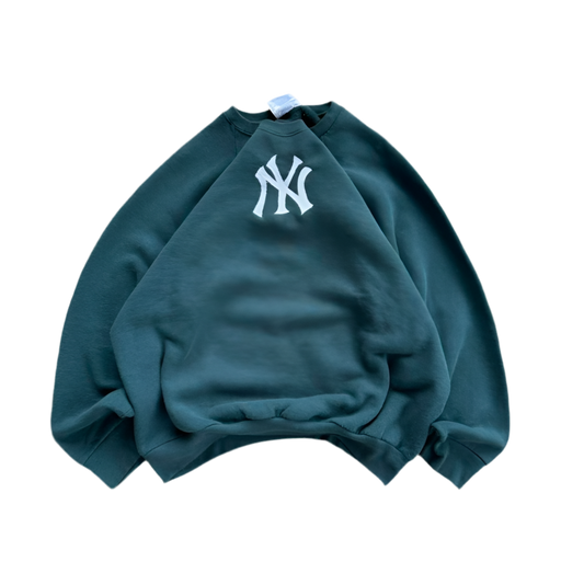 (M) VINTAGE 90s CREWNECK - CUSTOM NY EMBROIDERY